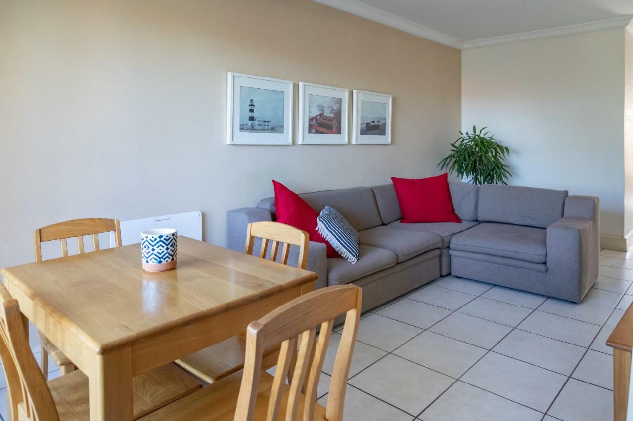 Apartment Castleton Unit 73 *